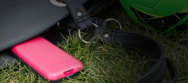 Otterbox Resurgence Power Case (image 004)