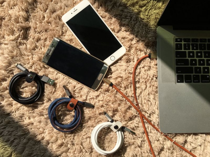 lmcable macbook and colors
