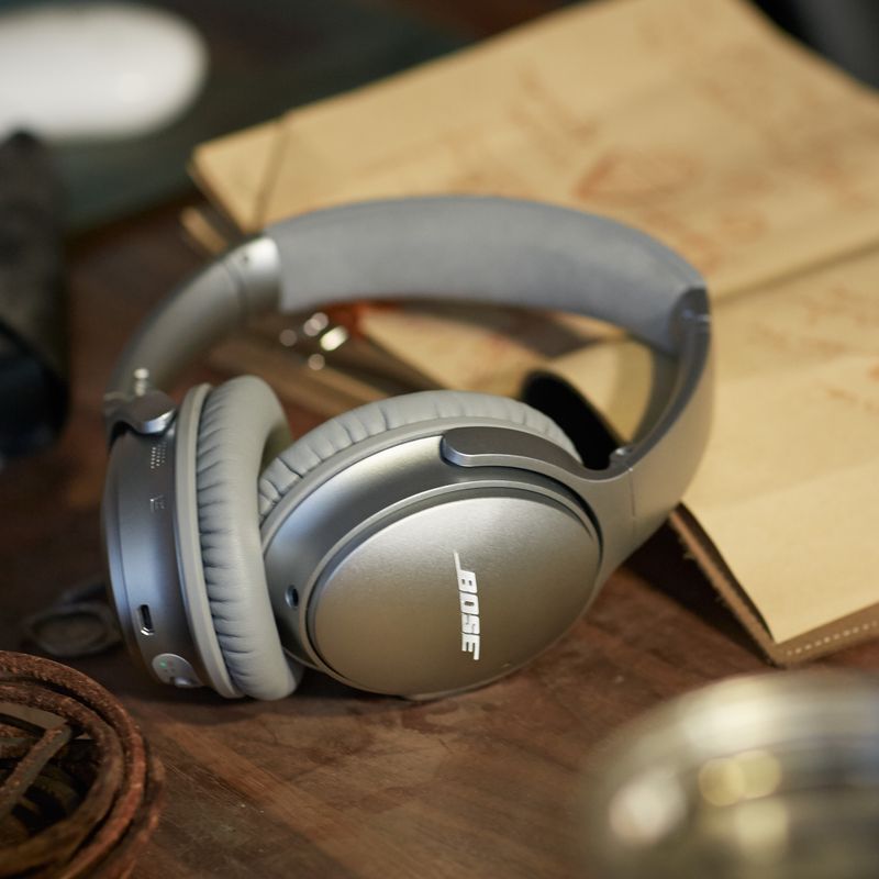 Bose QuietComfort 35 image 002