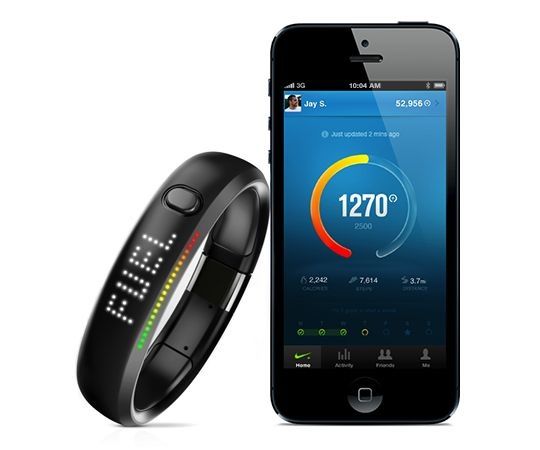 Nike FuelBand with iPhone