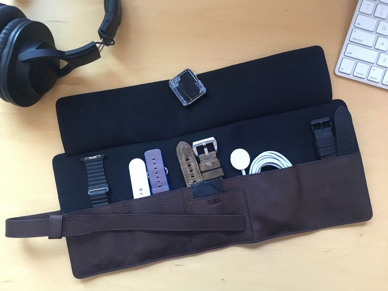 Sena Watch Roll Review 1