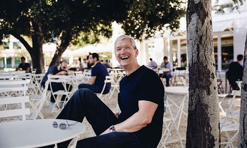 Tim Cook biceps
