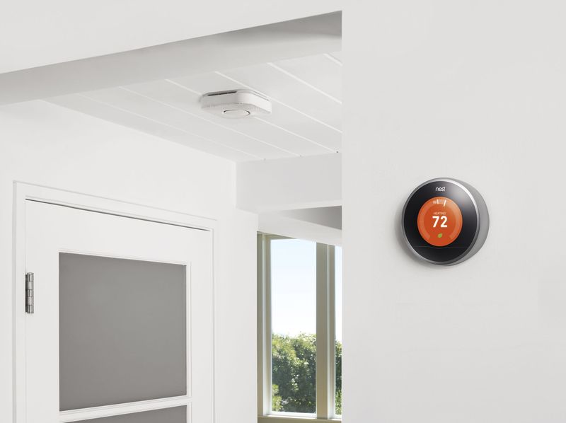 Nest Thermostat and Protect (lifestyle 001)