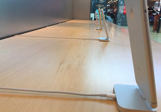 apple store canada iphone-security-tethers-removed