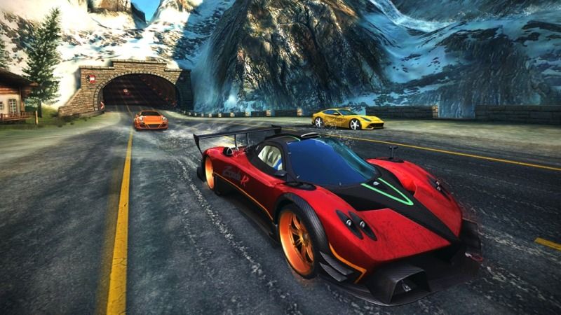 Asphalt 8 (iPad screenshot 001)