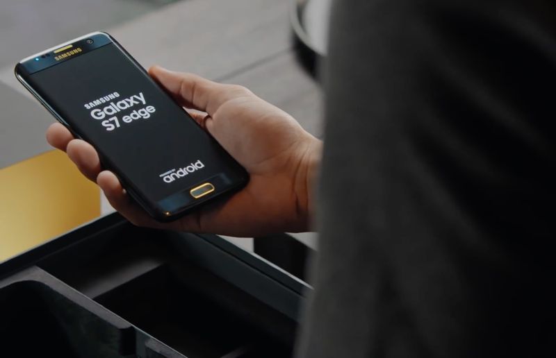 Samsung Galaxy S7 Édition Injustice image 001