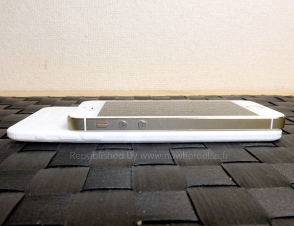 Size comparison (iPhone 6 vs iPhone 5s, RocketNews24 001)
