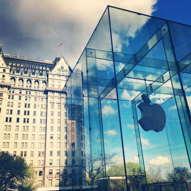 apple-store-entree-cinquieme-5eme-avenue-avenue-christopher-penido