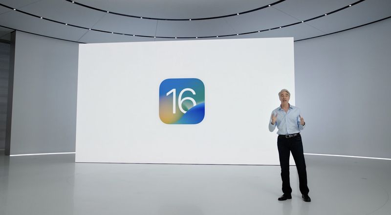 A scene from the June 6 WWDC 2022 keynote, with Apple