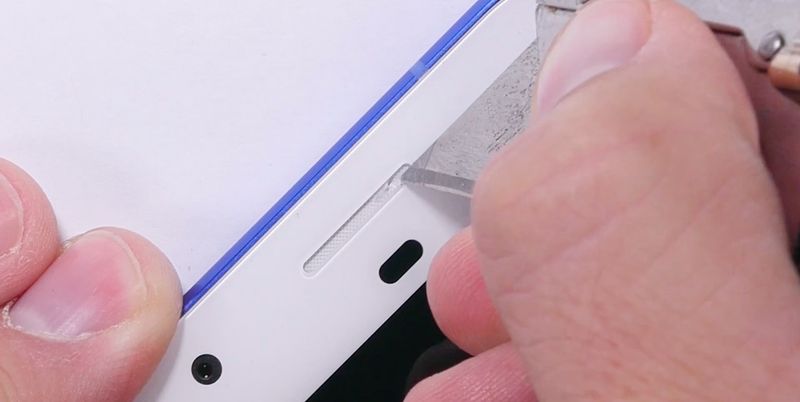Google Pixel XL earpiece made of cloth