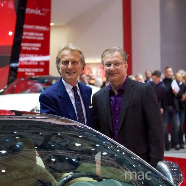 Geneva Auto Show (Ferrari FF CarPlay with Greg Joswiak, MacPrime.ch 001)