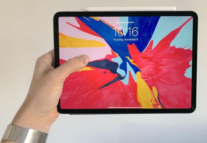 11 inch iPad Pro with Pencil snapped