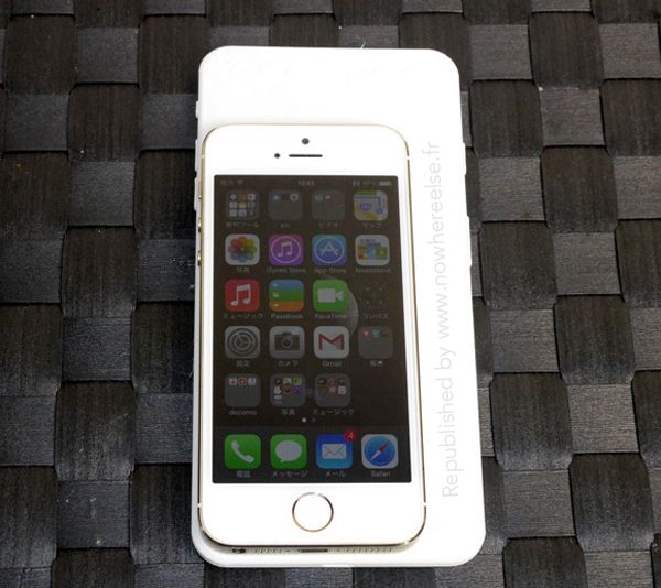 Size comparison (iPhone 6 vs iPhone 5s, RocketNews24 002)