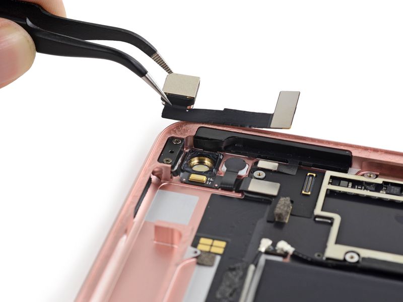 9.7-inch iPad Pro iFixit teardown 003