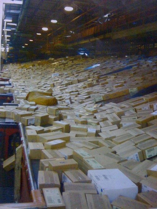 iPhone 5 FedEx dsitribution center