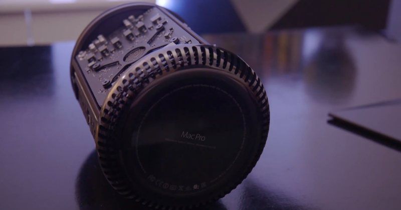 Late-2013 Mac Pro (sideways, The Verge 001)