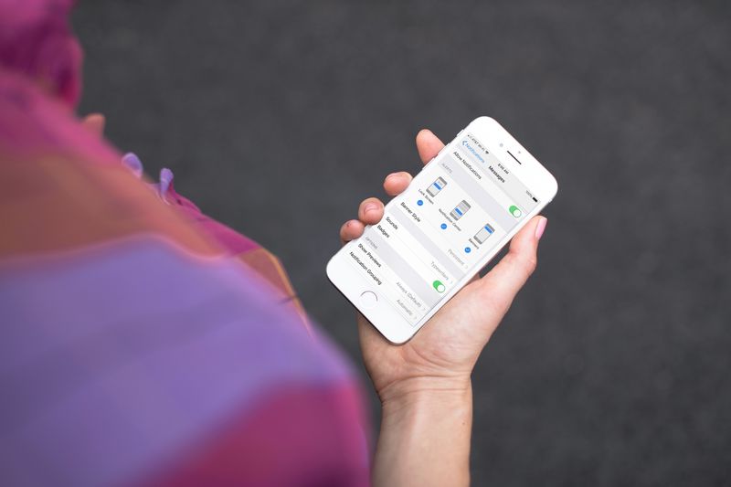 Setting Notifications to Persistent iPhone