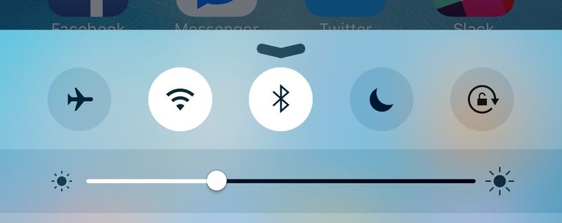 Wi-Fi activé dans Control Center sous iOS