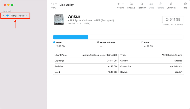 Sélectionnez le volume APFS principal dans Utilitaire de disque sur Mac