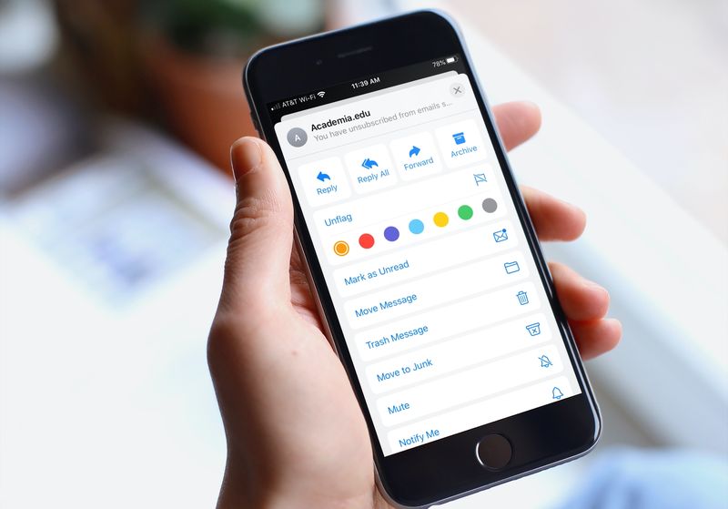 Signaler un e-mail iPhone à partir de la liste de réponses