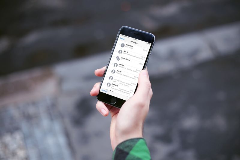 mark all messages as read on iphone