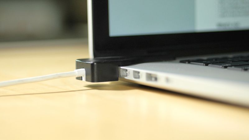 BatteryBox Connected to MagSafe