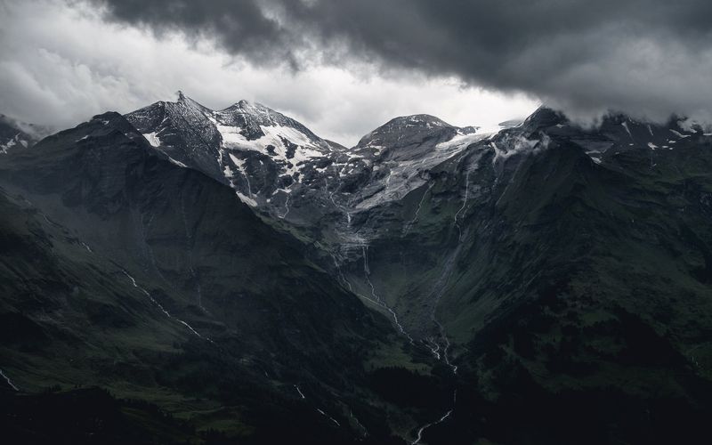 mountain wallpaper Glacier_Falls_-_MacBook_Pro_Wallpaper