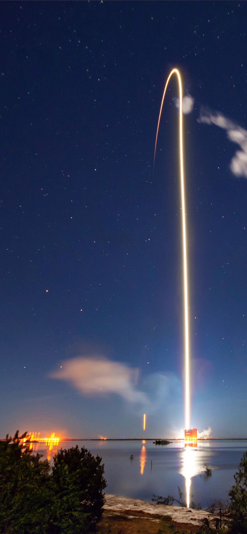 SpaceX iPhone Wallpaper iDownloadBlog Starlink Mission 6