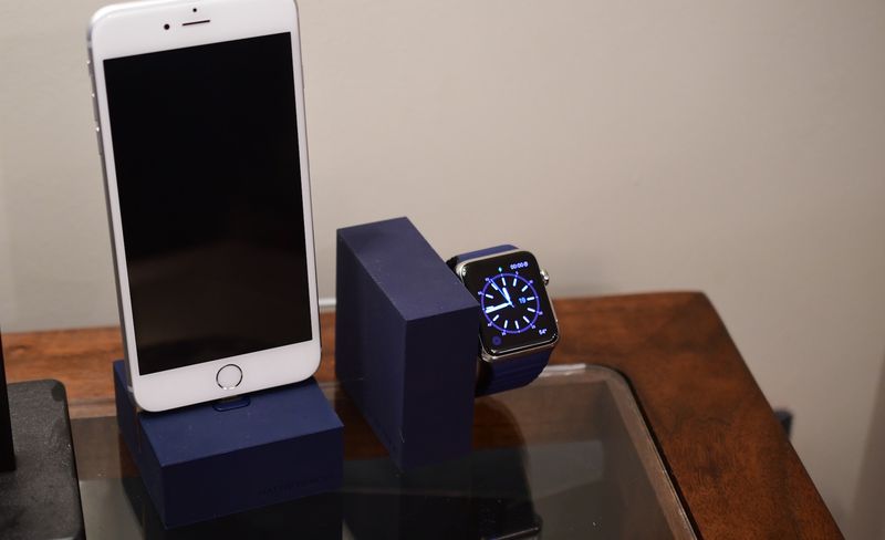 Native Union iPhone and Apple Watch Dock