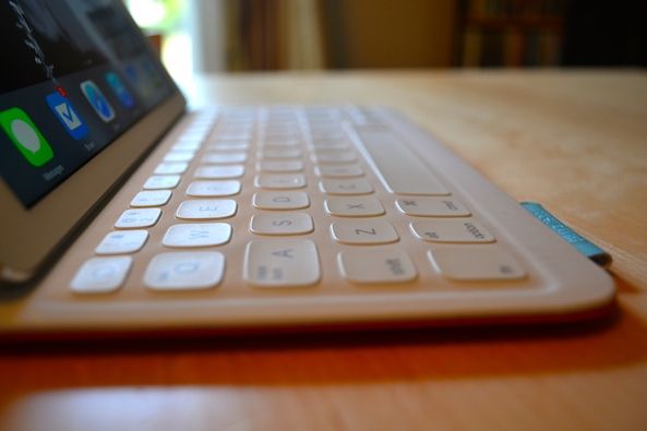 Logitech FabricSkin Keyboard Folio 2