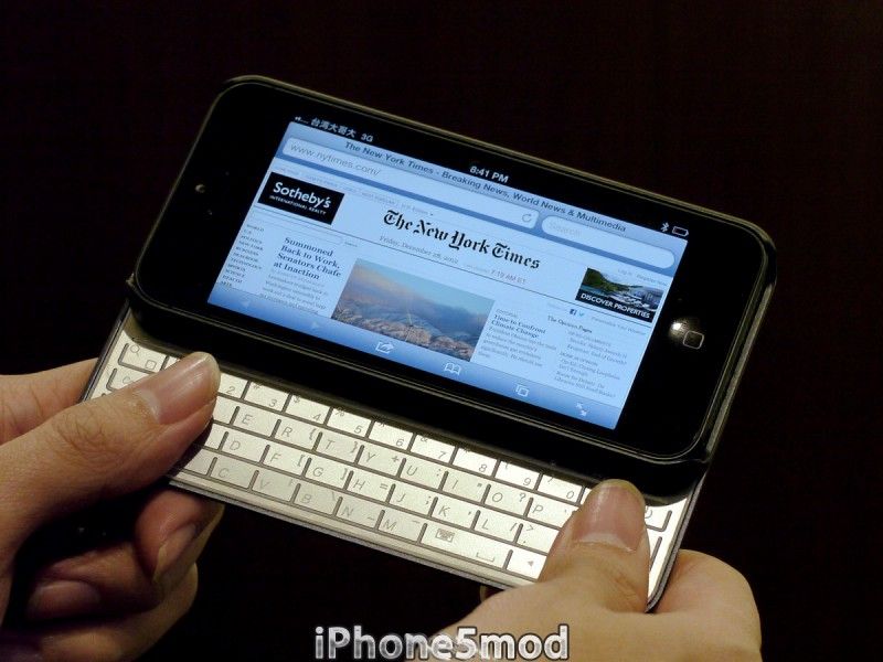 iPhone5mod (keyboard and gamepad, image 001)