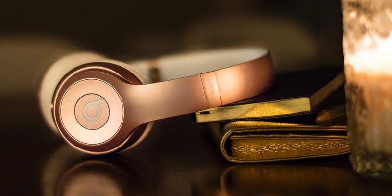 Beats Solo2 Wireless gold