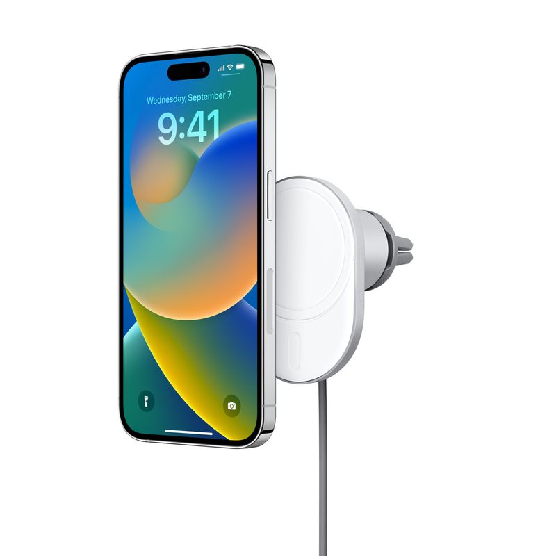 Belkin’s new BOOST PRO Wireless Charger Mount with MagSafe for iPhone.