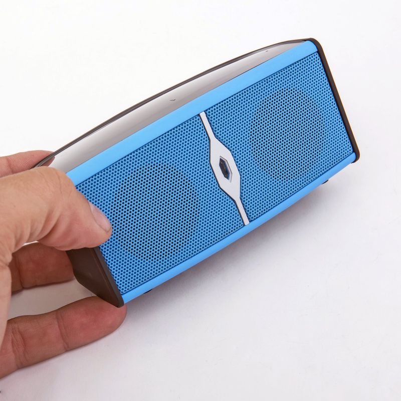 Alpatronix Bluetooth mini speaker